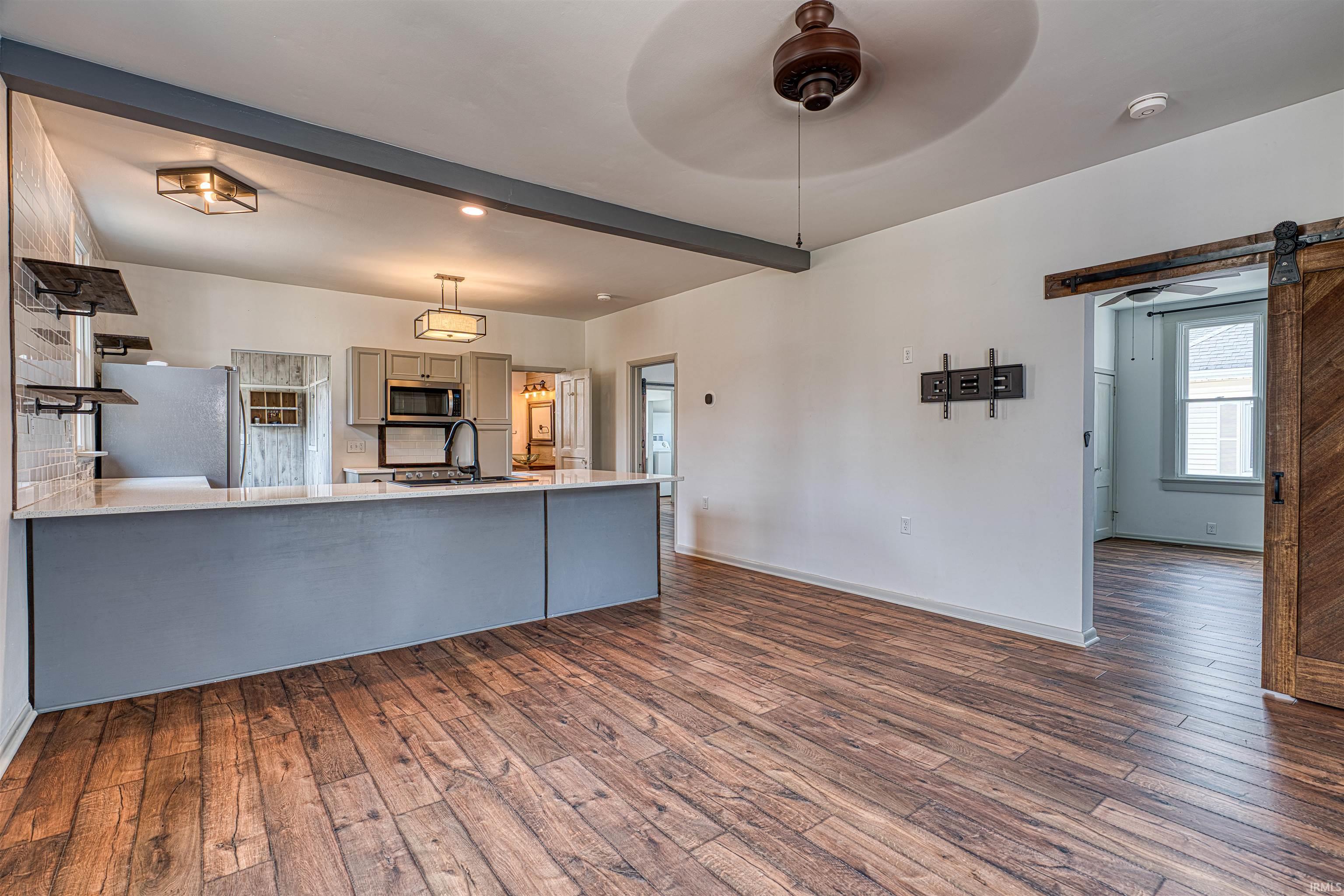 413 West Main Street Newburgh, IN 47630 - Photo 6 of 33