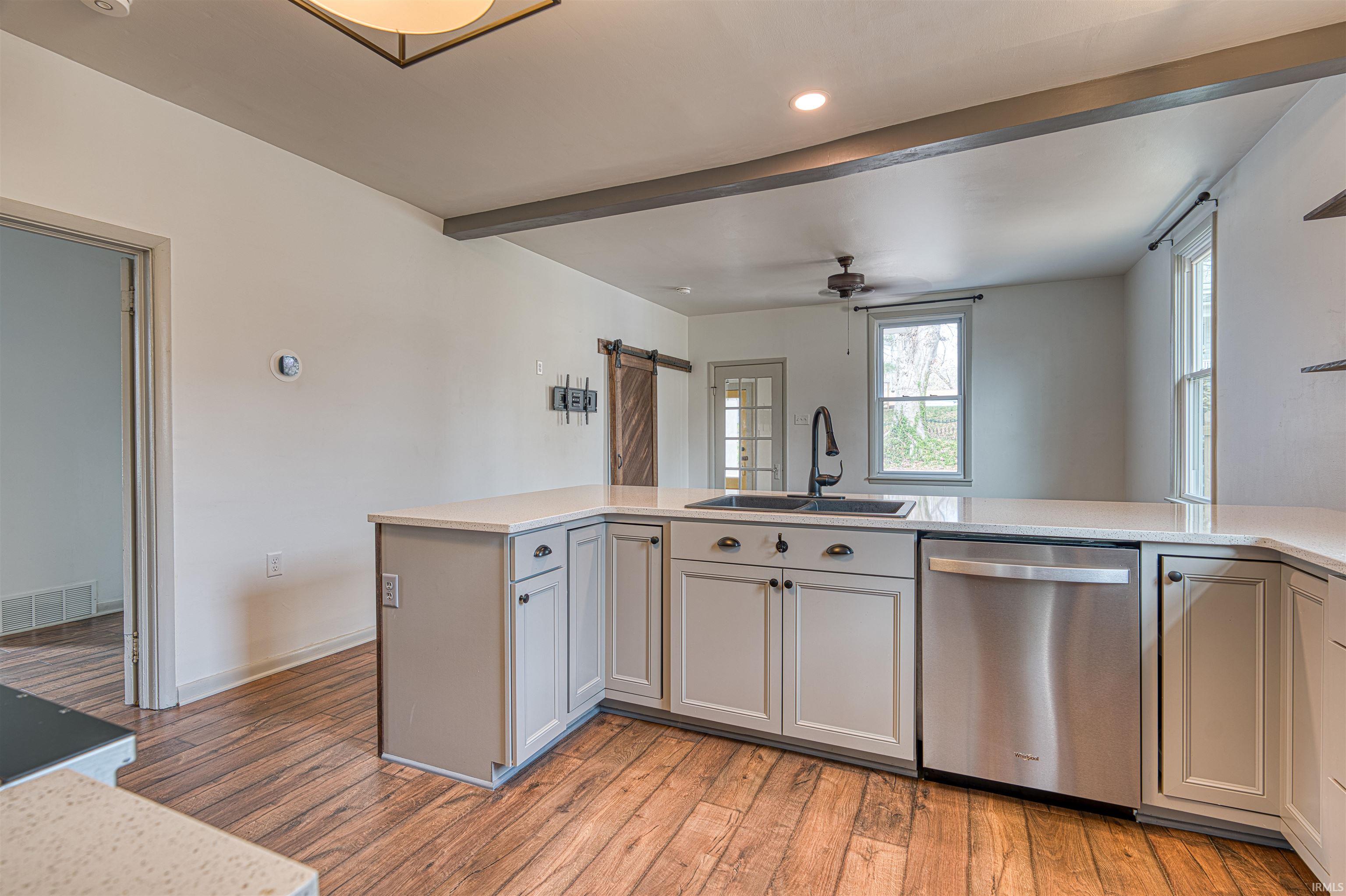 413 West Main Street Newburgh, IN 47630 - Photo 7 of 33