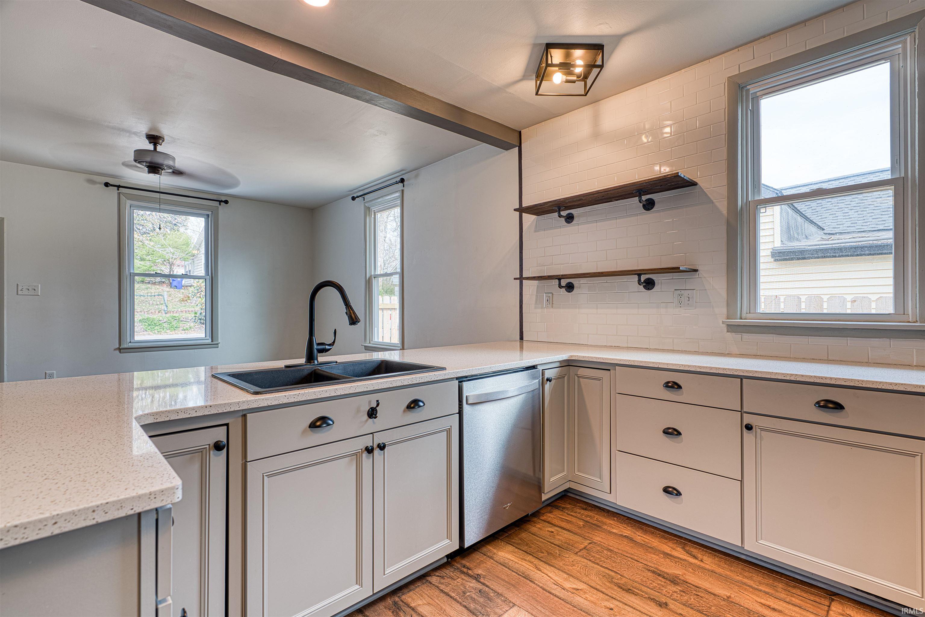 413 West Main Street Newburgh, IN 47630 - Photo 9 of 33