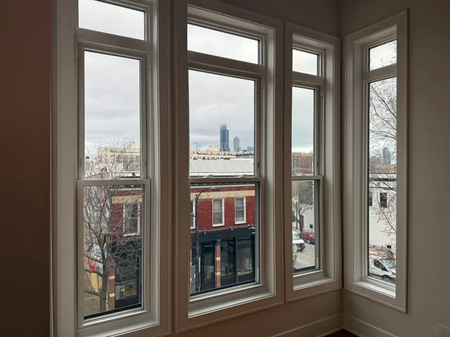 $1,600,000 | 965 West 18th Street, Chicago, IL 60608