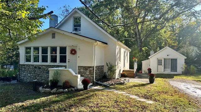 $499,900 | 740 North Mountain Road, Gardiner, NY 12525