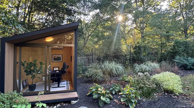 $499,900 | 740 North Mountain Road, Gardiner, NY 12525