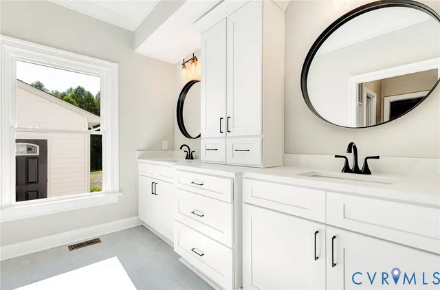 $599,000 | 4700 New Kent Highway, Quinton, VA 23141