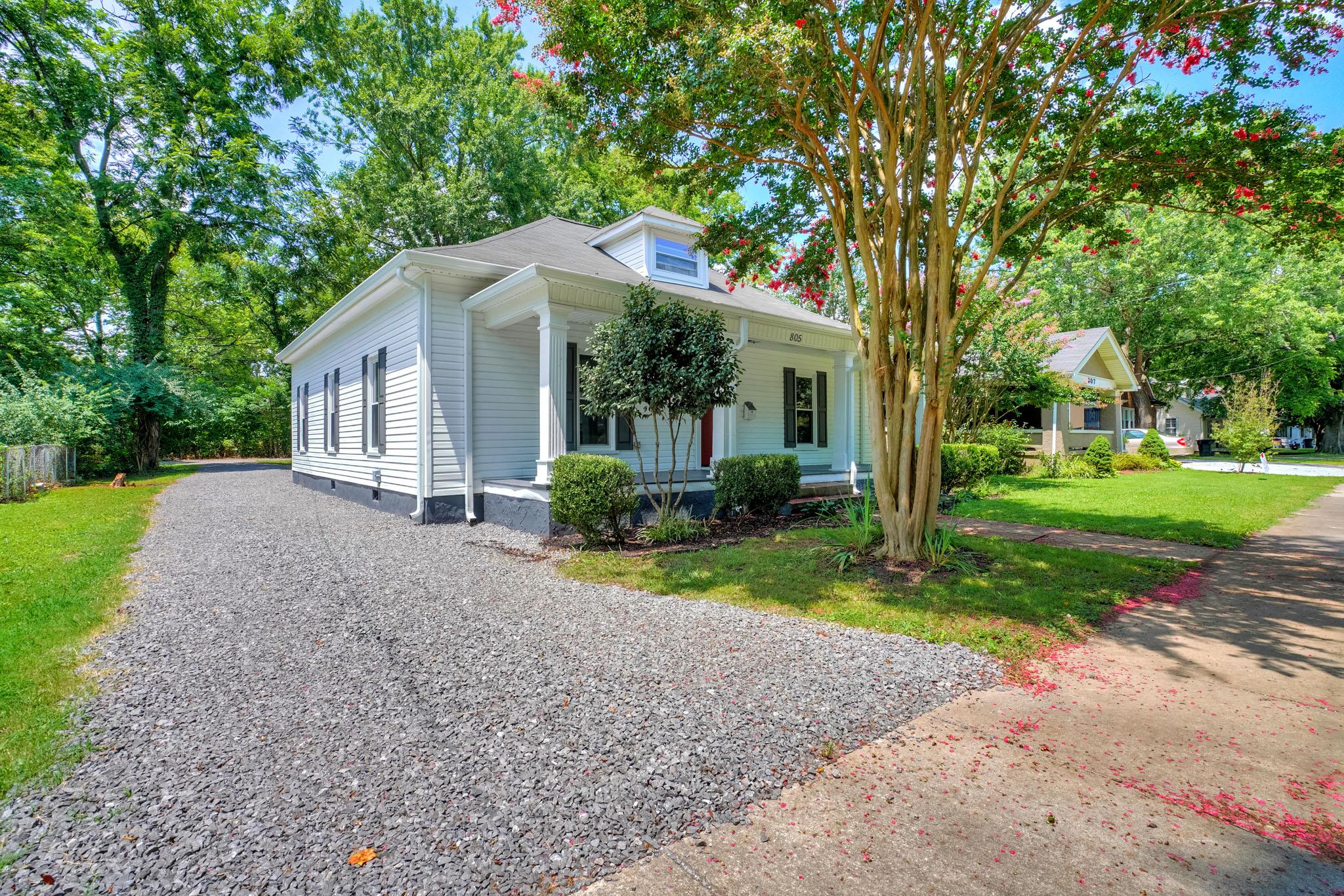 805 North Spring Street Murfreesboro, TN 37130 - Photo 2 of 27 Gallery Image 2