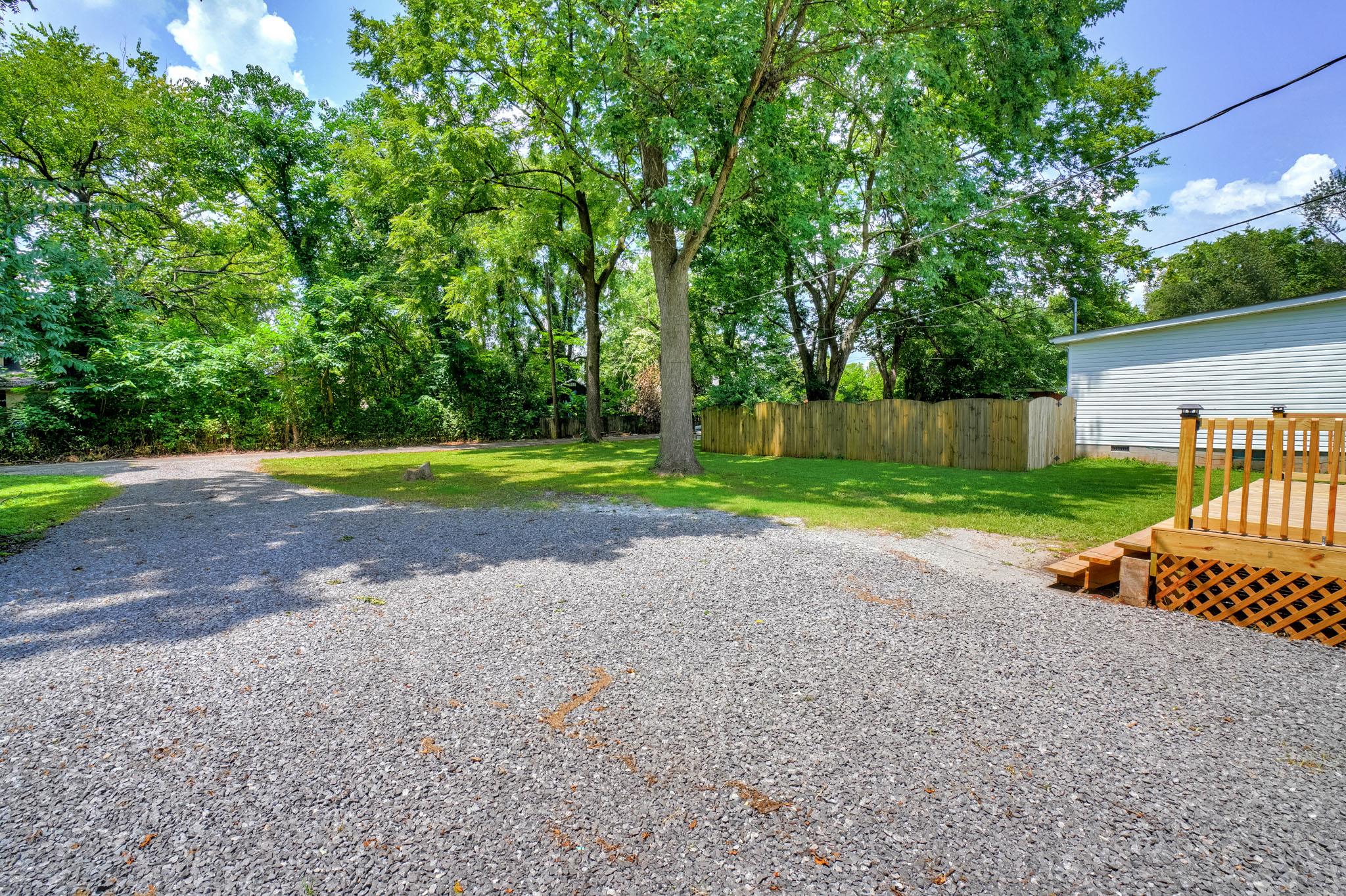 805 North Spring Street Murfreesboro, TN 37130 - Photo 5 of 27 Gallery Image 5
