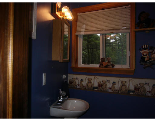 29 Beech Bluff Road Freetown, MA 02717 - Photo 7 of 15 Gallery Image 7