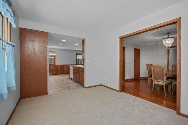 $429,900 | 1629 Ridgewood Lane South, Roseville, MN 55113