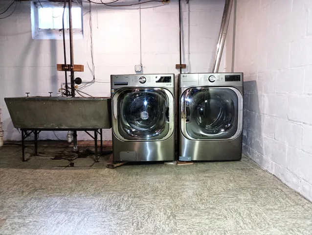 $429,900 | 1629 Ridgewood Lane South, Roseville, MN 55113