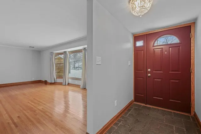 $429,900 | 1629 Ridgewood Lane South, Roseville, MN 55113