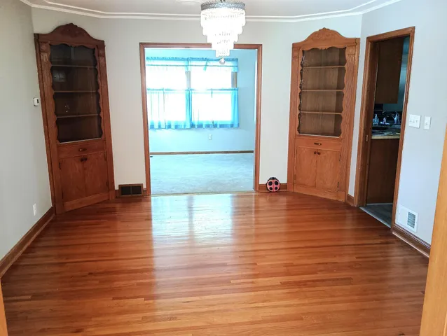 $429,900 | 1629 Ridgewood Lane South, Roseville, MN 55113