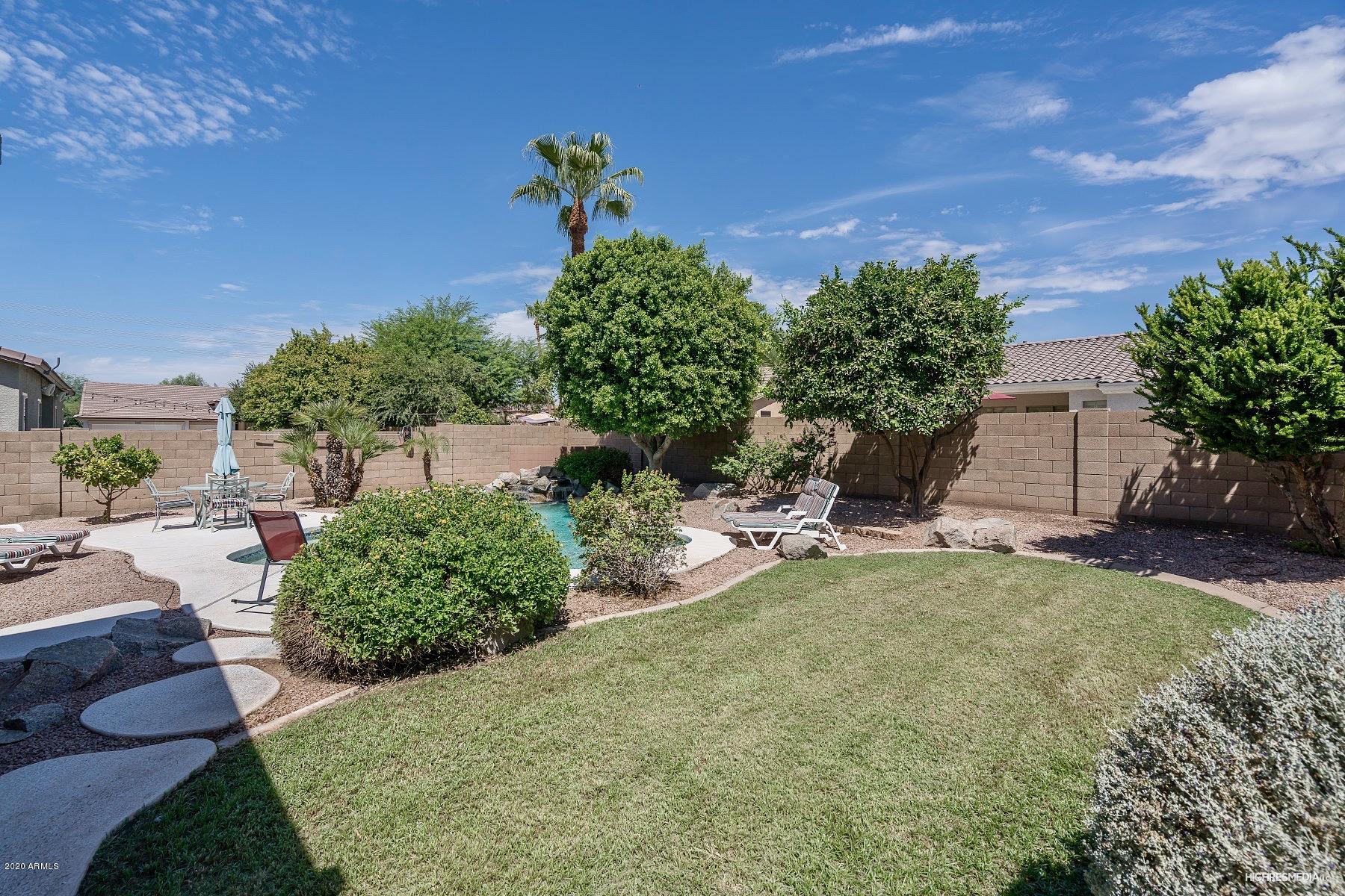 1644 East Spur Street Gilbert, AZ 85296 - Photo 25 of 29 Yard 2