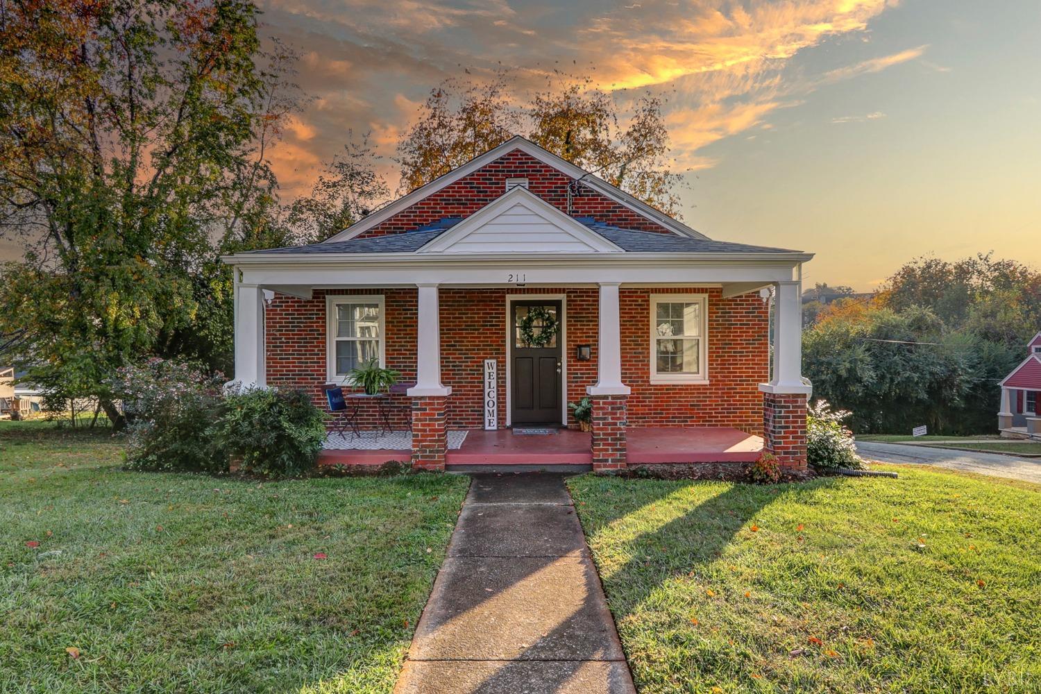 211 Blue Ridge Street Lynchburg, VA 24501 - Photo 1 of 29 Gallery Image 1