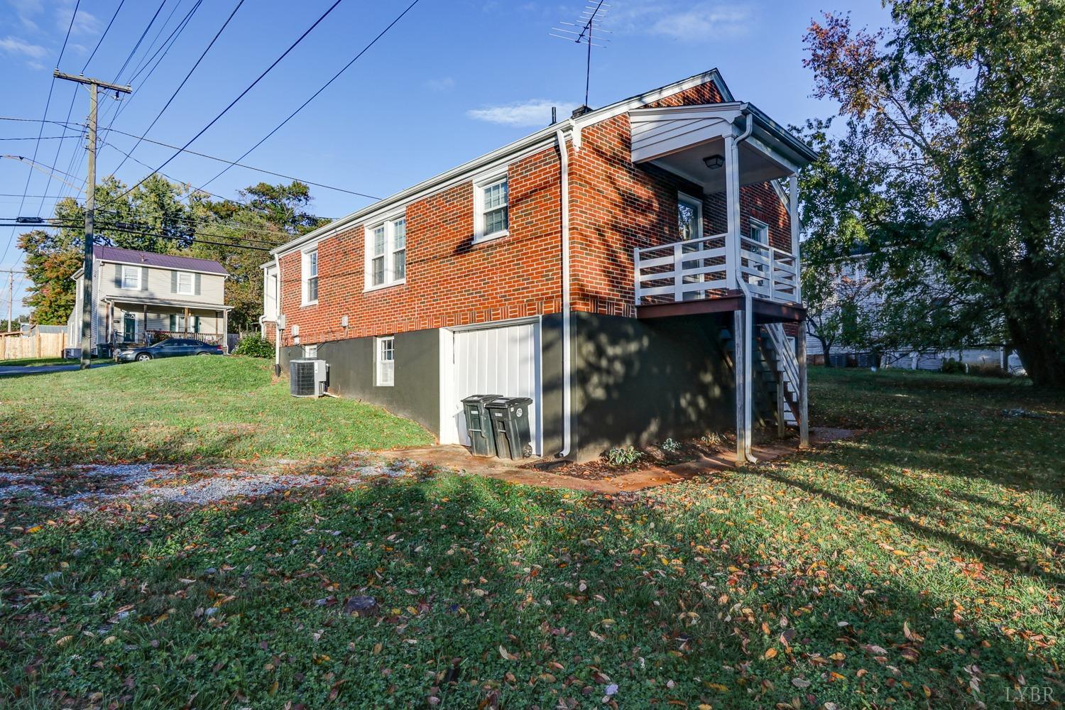 211 Blue Ridge Street Lynchburg, VA 24501 - Photo 6 of 29 Gallery Image 6