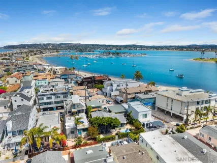 $1,990,000 | 844-48 Isthmus Court, San Diego, CA 92109