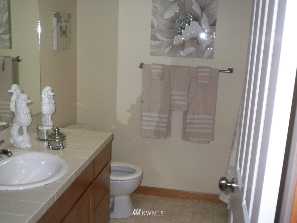 8301 227th Street Southwest Edmonds, WA 98026 - Photo 19 of 22 Gallery Image 19