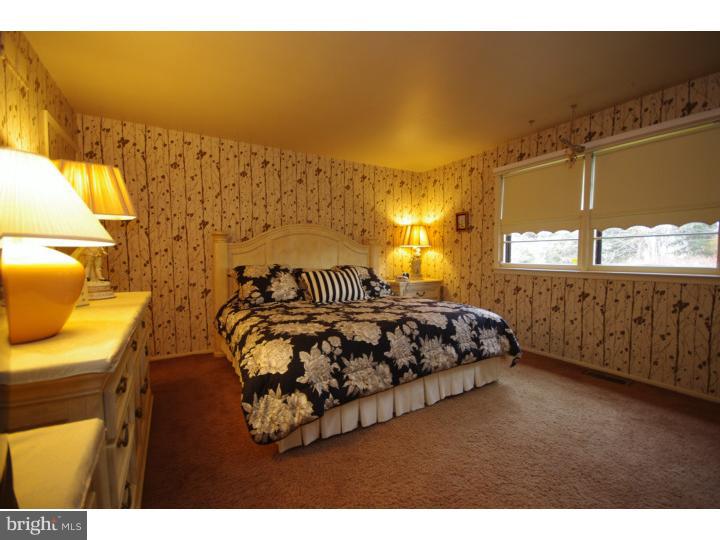 2241 High Road Huntingdon Valley, PA 19006 - Photo 17 of 25 Bedroom 2