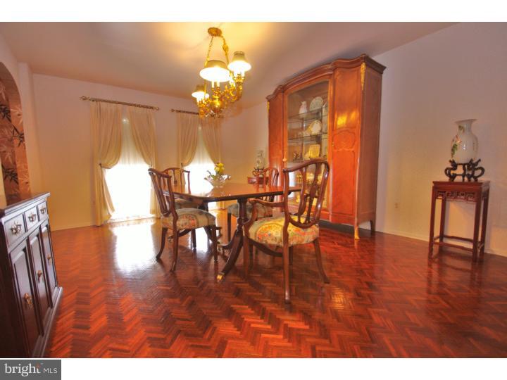2241 High Road Huntingdon Valley, PA 19006 - Photo 3 of 25 Dining Room