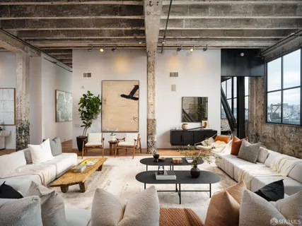 $3,750,000 | 1945 Hyde Street, Unit 3, San Francisco, CA 94109