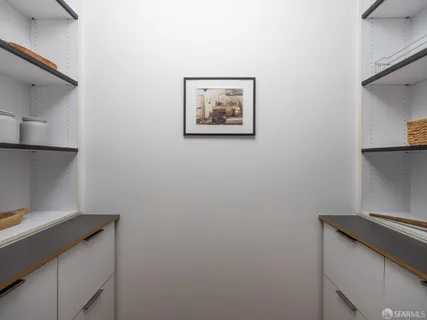 $3,750,000 | 1945 Hyde Street, Unit 3, San Francisco, CA 94109