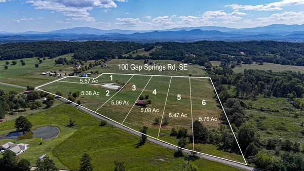 $180,000 | 2 Gap Springs Road Southeast, Old Fort, TN 37362
