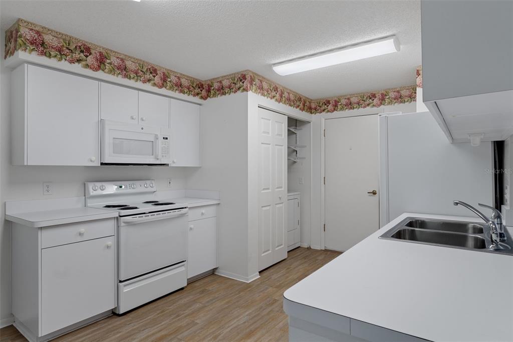 7343 Willowbrook Drive Spring Hill, FL 34606 - Photo 15 of 39