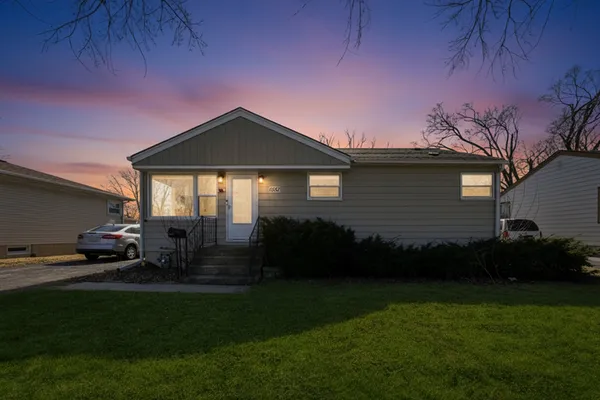 $280,000 | 6561 167th Street, Tinley Park, IL 60477
