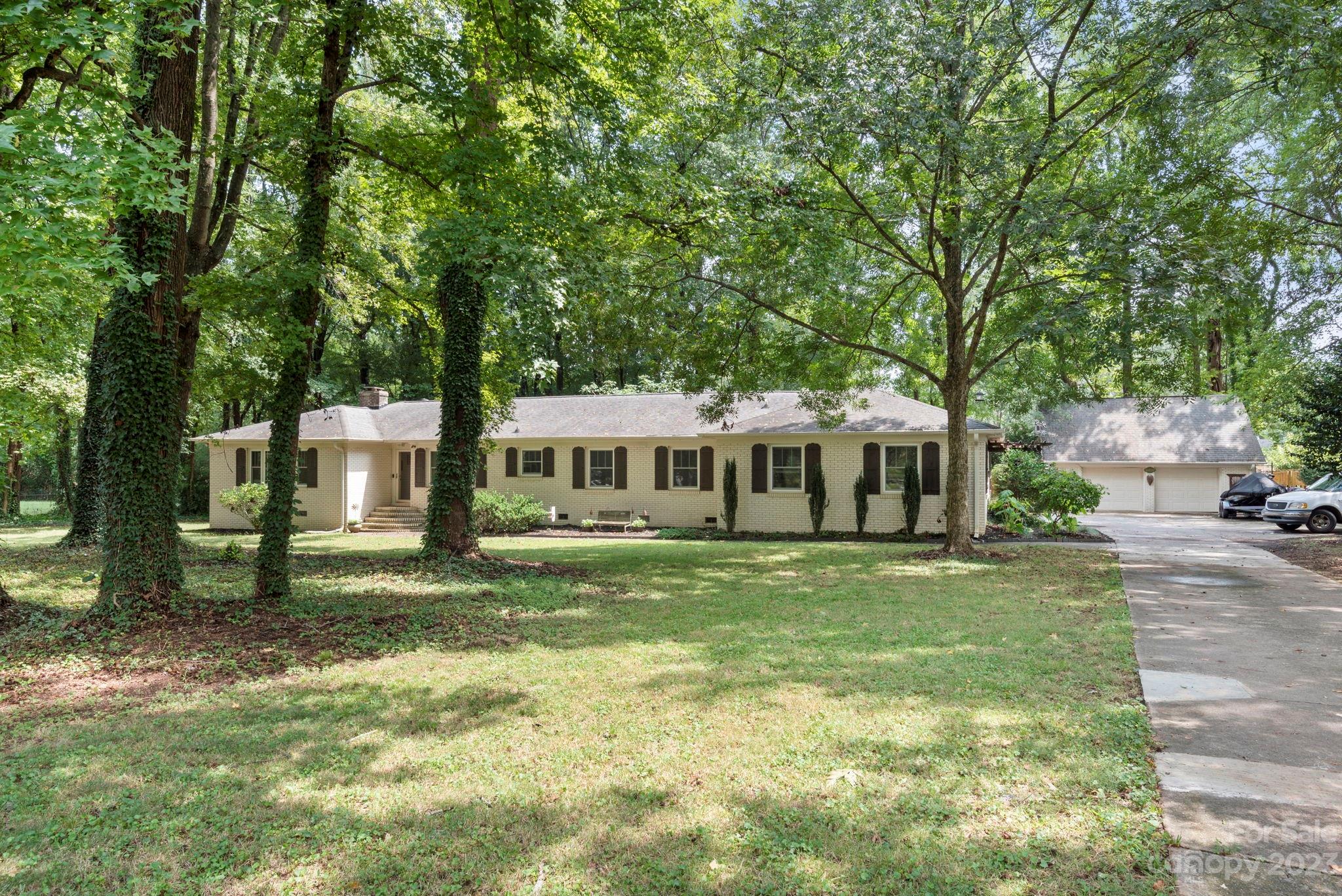 1206 Rama Road Charlotte, NC 28211 - Photo 1 of 32 Gallery Image 1