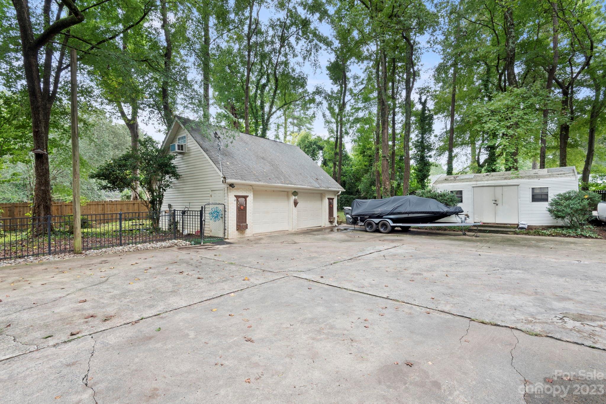 1206 Rama Road Charlotte, NC 28211 - Photo 28 of 32 Gallery Image 28