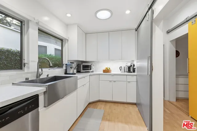 $2,675,000 | 43 Dudley Avenue, Venice, CA 90291