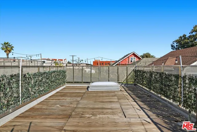 $2,675,000 | 43 Dudley Avenue, Venice, CA 90291