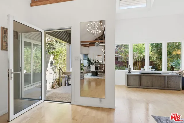$2,675,000 | 43 Dudley Avenue, Venice, CA 90291
