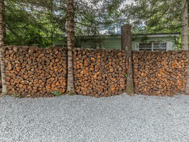 $165,000 | 45 Camp Circle, Fitzwilliam, NH 03447