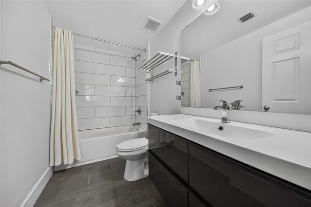 $369,000 | 2421 Northeast 65th Street, Unit 209, Fort Lauderdale, FL 33308