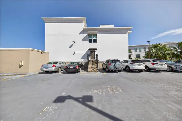 $369,000 | 2421 Northeast 65th Street, Unit 209, Fort Lauderdale, FL 33308