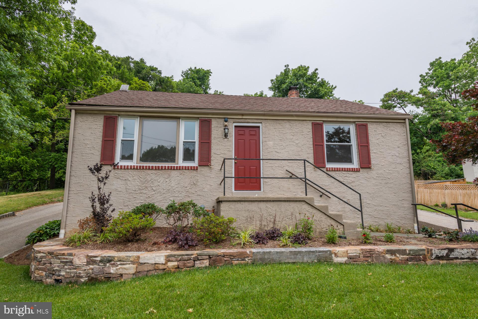 948 Matsonford Road Conshohocken, PA 19428 - Photo 1 of 35 Front elevation