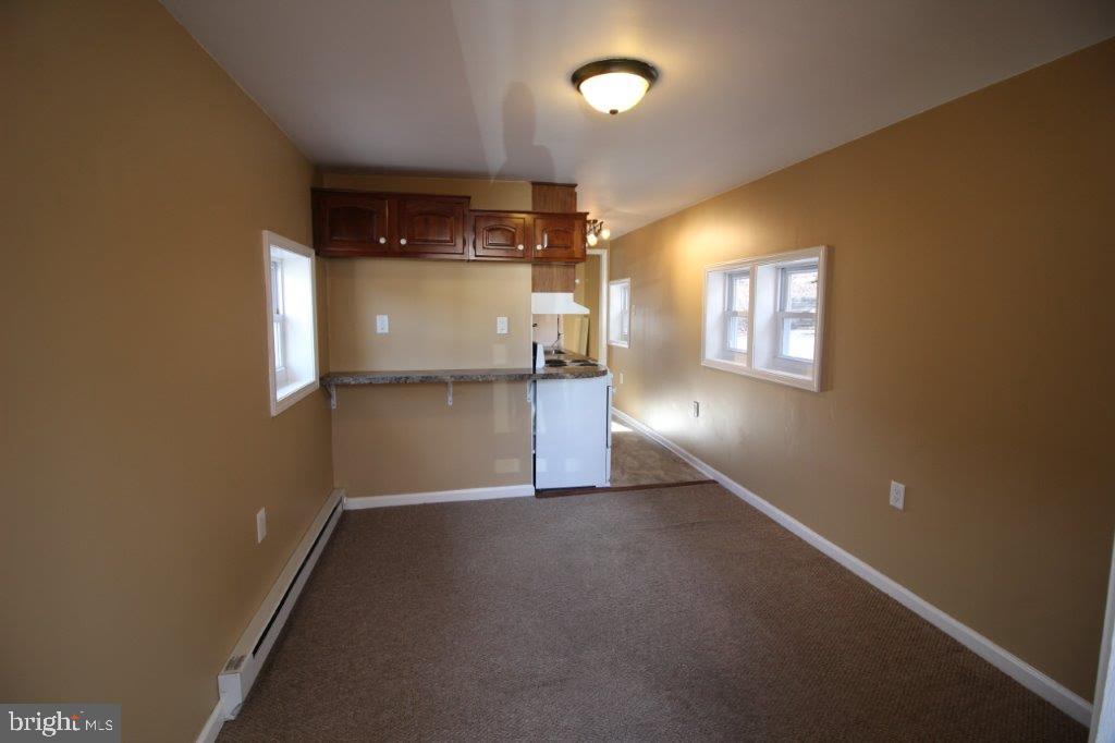 948 Matsonford Road Conshohocken, PA 19428 - Photo 29 of 35 Apartment living space