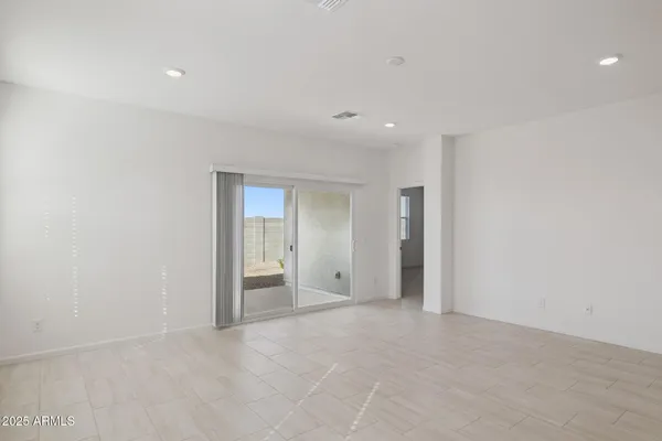 $441,990 | 25482 West Fraktur Road, Buckeye, AZ 85326