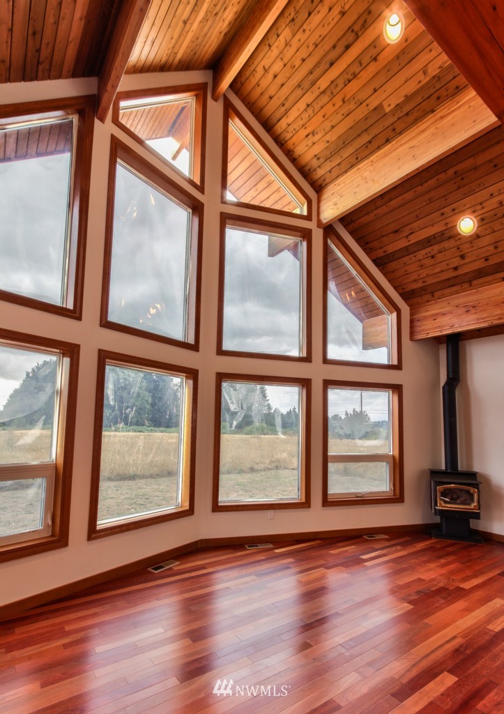 16387 Bradley Road Bow, WA 98232 - Photo 7 of 21 Gallery Image 7