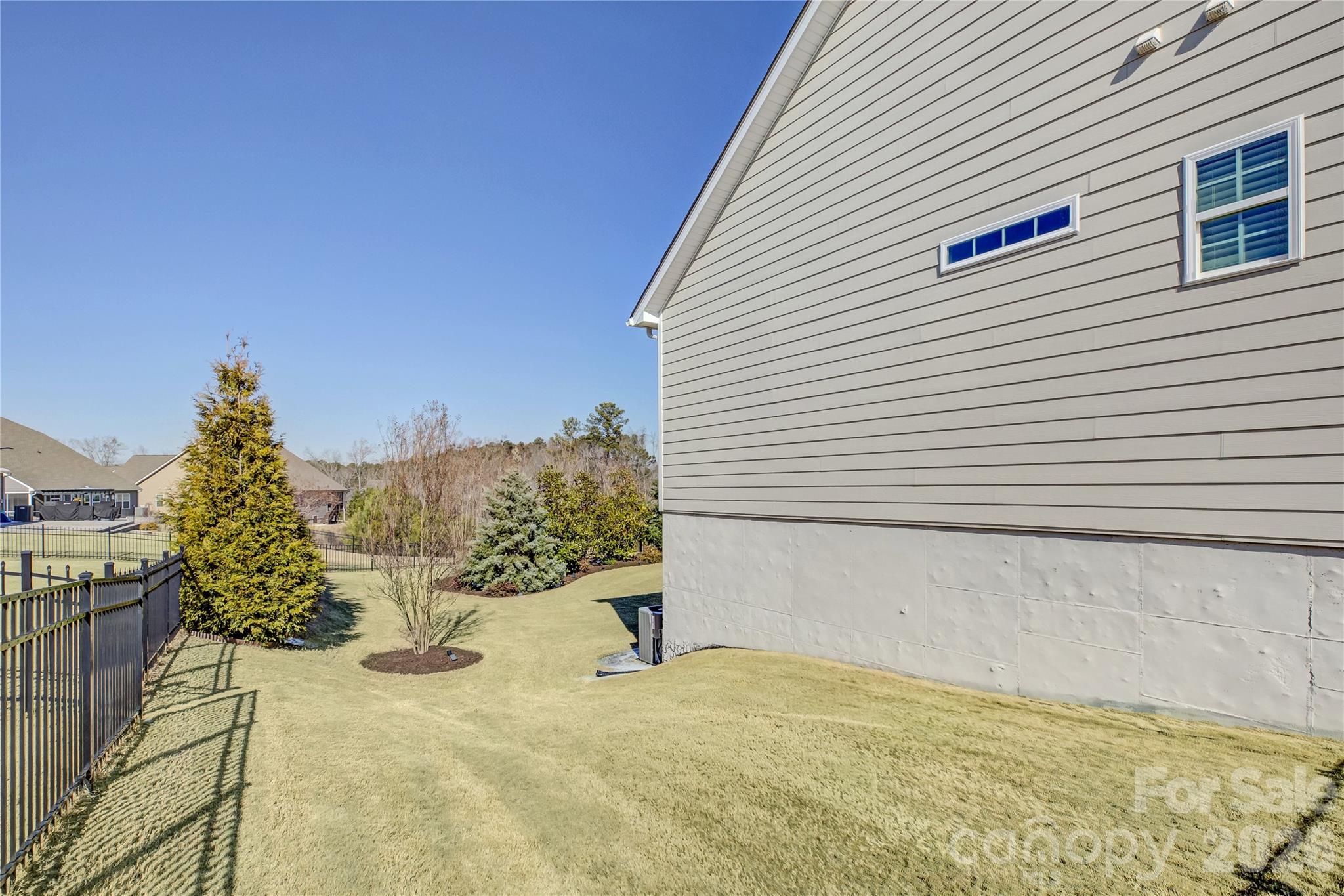 16541 Cozy Cove Road Charlotte, NC 28278 - Photo 43 of 47 a view of a terrace