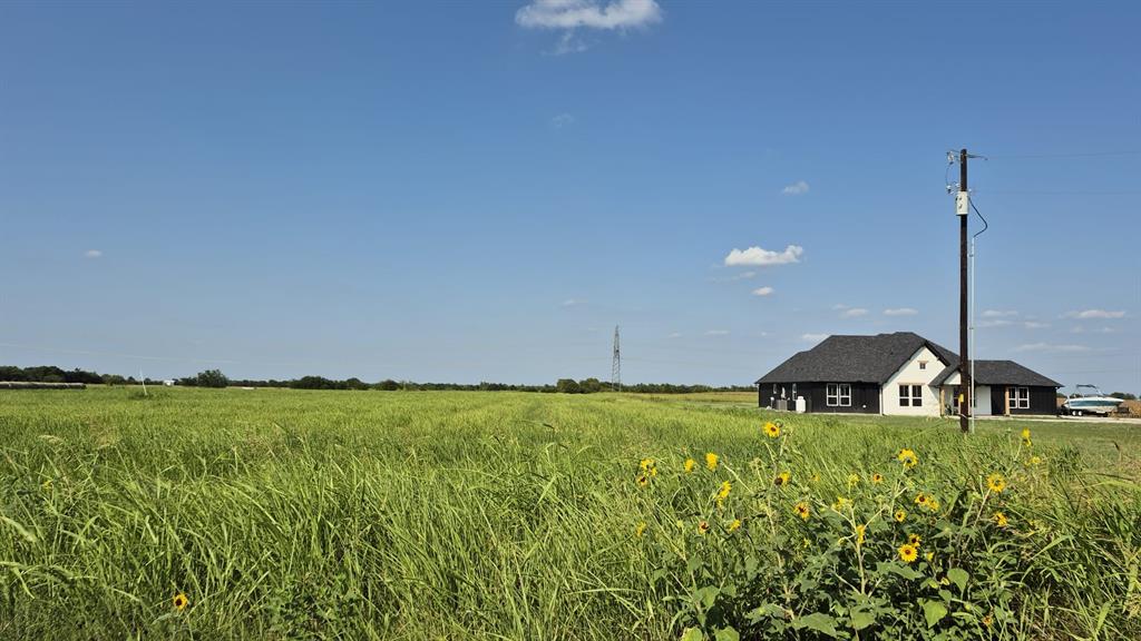 691 Farmer Road Ennis, TX 75119 - Photo 10 of 17