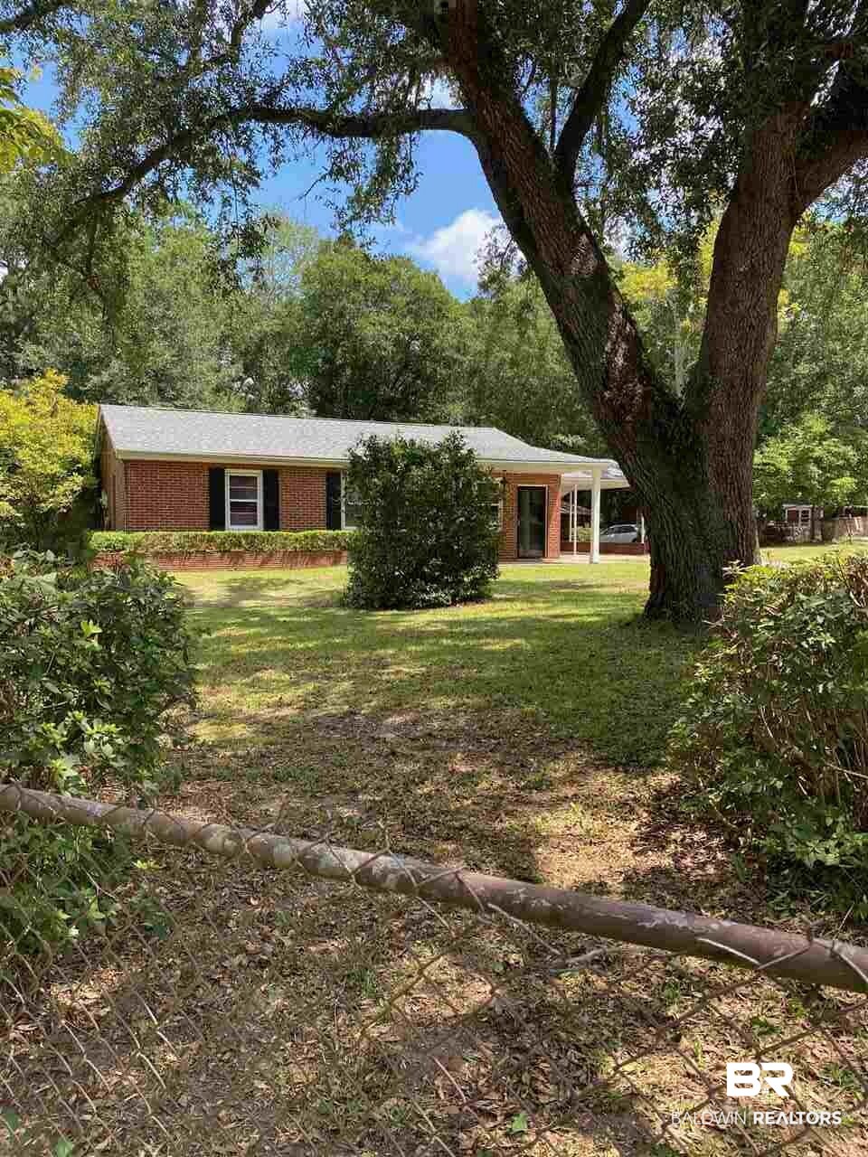 4154 La Rose Court Mobile, AL 36609 - Photo 2 of 17 Gallery Image 2