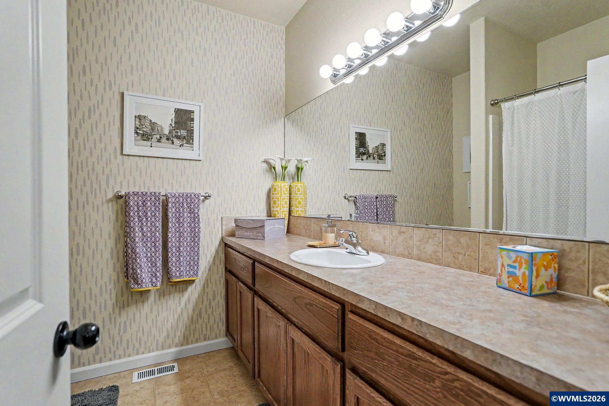 4464 Aztec Loop Northeast Albany, OR 97321 - Photo 29 of 46 Gallery Image 29