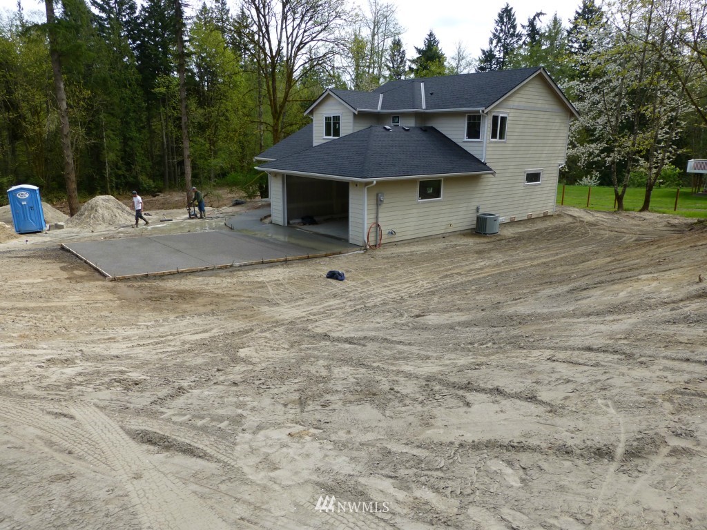 3263 Woods Road East Port Orchard, WA 98366 - Photo 3 of 20 Gallery Image 3