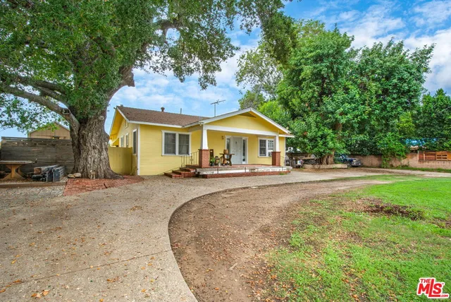 $1,100,000 | 7231 Vanalden Avenue, Reseda, CA 91335