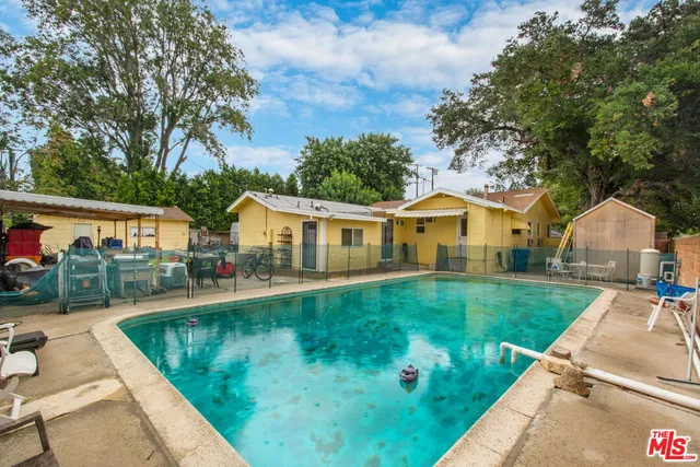 $1,100,000 | 7231 Vanalden Avenue, Reseda, CA 91335