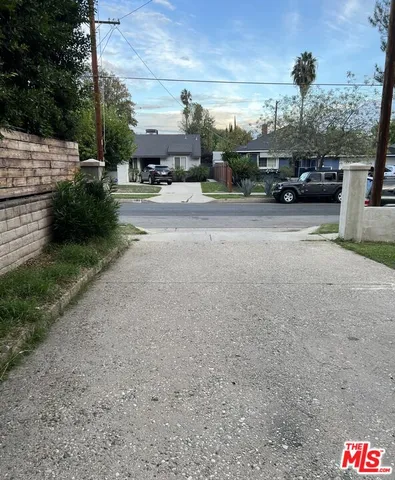 $1,100,000 | 7231 Vanalden Avenue, Reseda, CA 91335