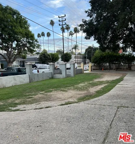 $1,100,000 | 7231 Vanalden Avenue, Reseda, CA 91335