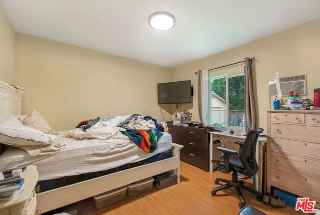 $1,100,000 | 7231 Vanalden Avenue, Reseda, CA 91335