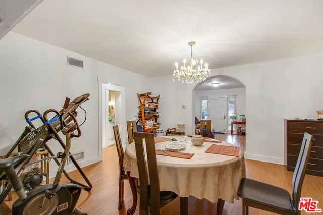 $1,100,000 | 7231 Vanalden Avenue, Reseda, CA 91335