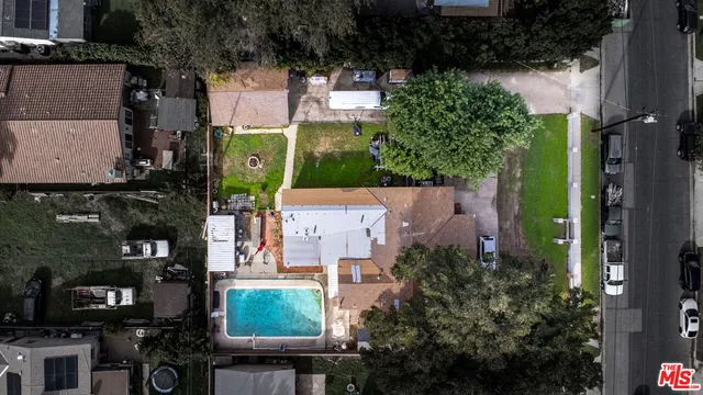 $1,100,000 | 7231 Vanalden Avenue, Reseda, CA 91335